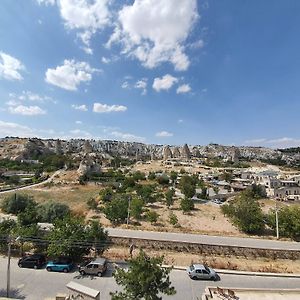 Hera Cave Suites